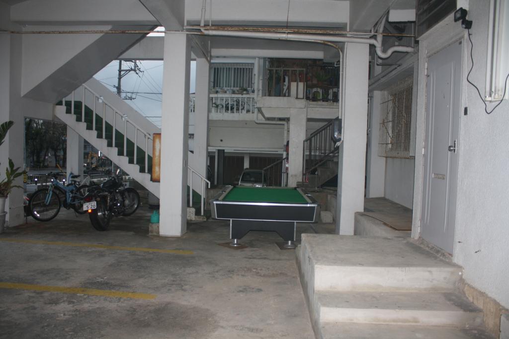 Koza Share House Okinawa Exterior foto