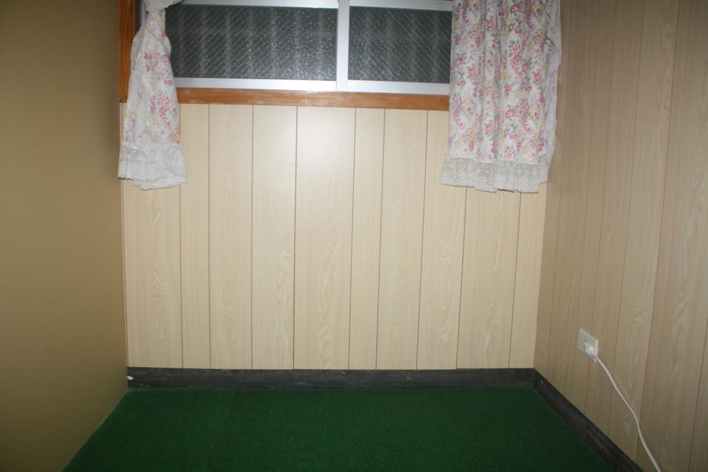 Koza Share House Okinawa Exterior foto